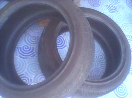 ขายยาง 215/45/17 ปี 13 คู่ 1800 บาท