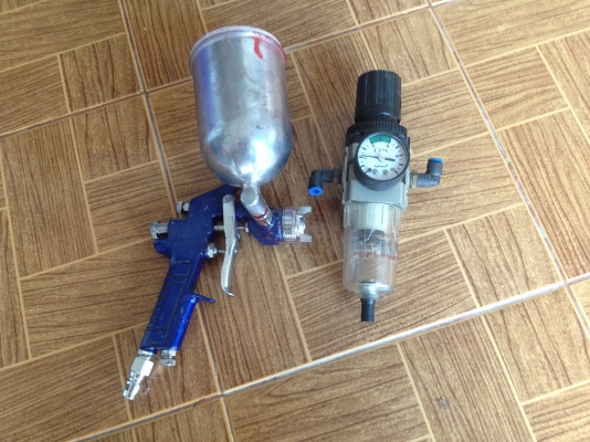 กาพ่นสี กับ ตัวปรับแรงดันลม ดักฝุ่นดักน้ำ 800 บาท ครับ