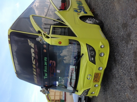 ขายรถบัสแอร์6ล้อ