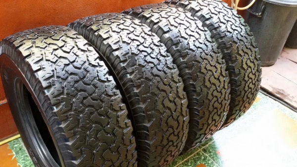 ยาง bf all 265/75/16 สวยๆครับ