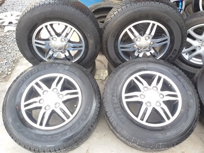 ขายล้อแม็กISUZU HI Lender16 ยาง245/70/16 4 ล้อ