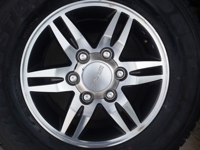 ขายล้อแม็กISUZU HI Lender16 ยาง245/70/16 4 ล้อ