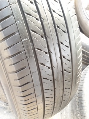 ขายล้อแม็กISUZU All New 16สีกัล ยาง215/65/16 ปี 2214 4 ล้อ