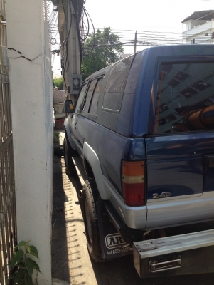 พี่ฝากขาย TOYOTA hero surf ครับ พี่ฝากขาย TOYOTA hero surf ครับ