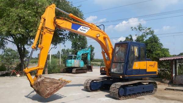 ขายด่วนรถเเม็คโคร ขายด่วนรถเเม็คโคร