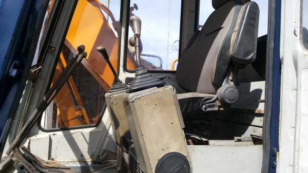 ขายด่วนรถเเม็คโคร ขายด่วนรถเเม็คโคร