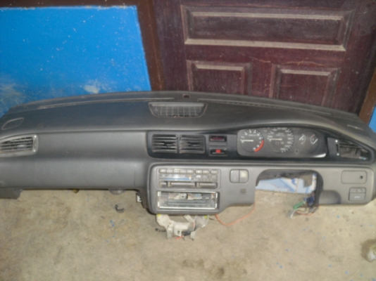 honda civic 4drปี95ออโต้ คอนโซลทั้งชุดสวยๆ honda civic 4drปี95ออโต้ คอนโซลทั้งชุดสวยๆ