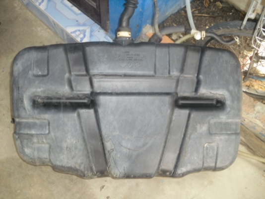 jazz geถังน้ำมันตามรูป ยังใหม่อยู่ jazz geถังน้ำมันตามรูป ยังใหม่อยู่