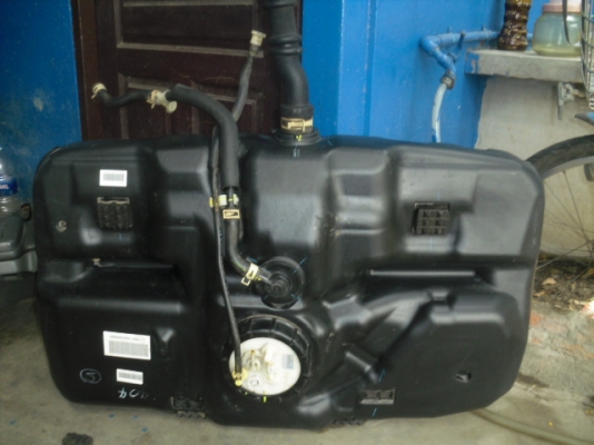 jazz geถังน้ำมันตามรูป ยังใหม่อยู่