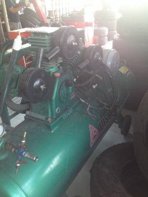 ขาย ปั้มลม  เครื่องถอดยาง ถ่วงล้อ  เหมา 3รายกการ 88000,บาท