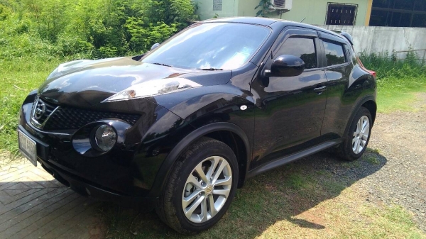 ขายด่วนครับ รถสวยๆ NISSAN JUKE เครื่อง 1.6 สีดำ วิ่ง 20000 กม. รถขายถูกๆครับปี 57