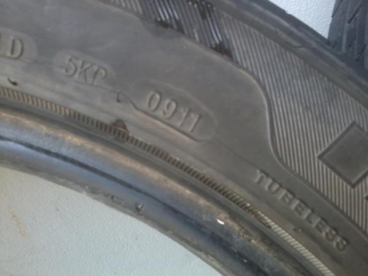 ยาง245/45/18สองเส้น