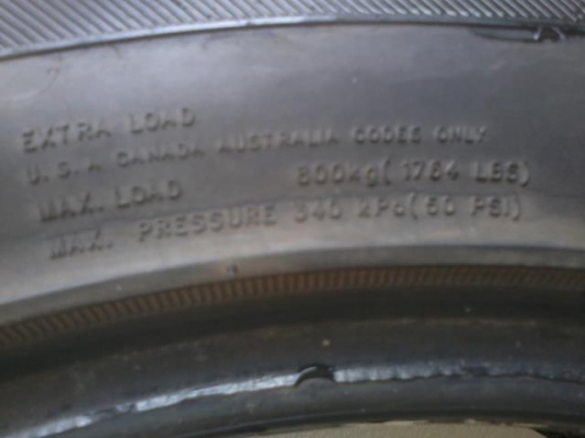 ยาง245/45/18สองเส้น