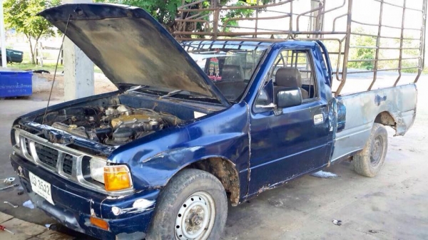 ขายครับ  กะบะTFR87 หัวเดียว  รถเครื่องดีพร้อมวิ่งงานกะบะเหล็กแป็บพร้อมงานเข้าสวนเข้าไร้  รถยังวิ่งใช้งานยุทุกวัน  ขายตามสะภาพครับถูกๆๆไปเลย