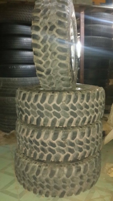 31X10.50R15 ACHILLER DESERT HAWK M/T  ปี 2012 ดอกเต็มทุกเส้น ชุด 4 ล้อ TEL.081-427-3941