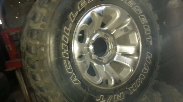 31X10.50R15 ACHILLER DESERT HAWK M/T ปี 2012 ดอกเต็มทุกเส้น ชุด 4 ล้อ TEL.081-427-3941 31X10.50R15 ACHILLER DESERT HAWK M/T ปี 2012 ดอกเต็มทุกเส้น ชุด 4 ล้อ TEL.081-427-3941