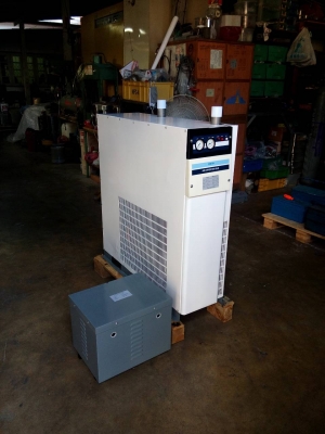 ขาย  AIR DRYER ORION RAX-55-B   พร้อมหม้อแปลง ( ใช้สำหรับปั๊มลม 50-60-75 HP )