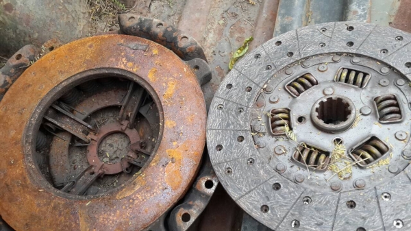 ขาย เคีย 6 ล้อ FTR