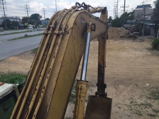 PC200-5 คอนโทนสั้น ซีเรียน 62000 รถดีสีไม่สวย ช่วงล่างดี โซ่สวยบูชกลมตัวเดินจีบ