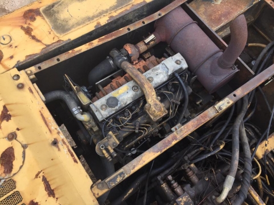 PC200-5 คอนโทนสั้น ซีเรียน 62000 รถดีสีไม่สวย ช่วงล่างดี โซ่สวยบูชกลมตัวเดินจีบ