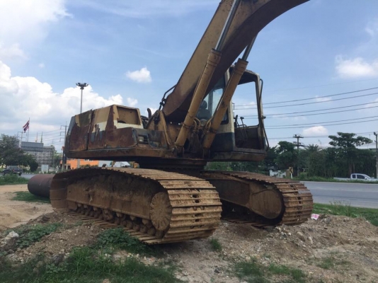 PC200-5 คอนโทนสั้น ซีเรียน 62000 รถดีสีไม่สวย ช่วงล่างดี โซ่สวยบูชกลมตัวเดินจีบ