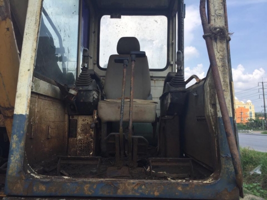 PC200-5 คอนโทนสั้น ซีเรียน 62000 รถดีสีไม่สวย ช่วงล่างดี โซ่สวยบูชกลมตัวเดินจีบ