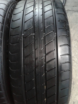 195/45R16 DUNLOP SP SPORT 2050 มี 2 เส้น tel.081-427-3941 195/45R16 DUNLOP SP SPORT 2050 มี 2 เส้น tel.081-427-3941