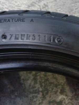 195/45R16 DUNLOP SP SPORT 2050 มี 2 เส้น tel.081-427-3941 195/45R16 DUNLOP SP SPORT 2050 มี 2 เส้น tel.081-427-3941