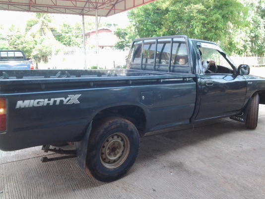 TOYOTA LN85 หัวเดวปี33 ภาษี พค 58 รถสวยแม็กไลเนอร์