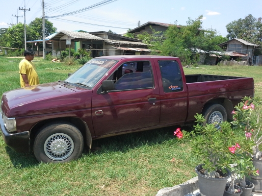 ขายคร้าบนิสสันบิ๊กเอ็ม Kingcab ฝาแดงแน่นๆBD25 สภาพสวยมากรถพร้อมใช้งาน เอกสารครบ พ.ไม่เวอร์ แอร์เย็นเพลงเพราะ เบาะสวยภายนอก-ใน แจ่มๆ ขายถูก89000-สนใจทักมาคร้าบ/0817915677