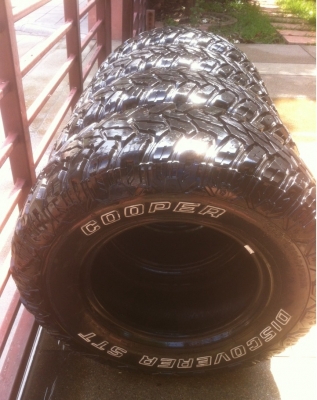 ยาง Mud Copper 265 75 16 ปี12 ดอกเซ็นกว่า ใส่หล่อๆยืดได้เลยครับ