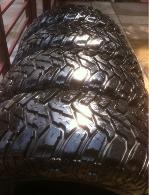 ยาง Mud Copper 265 75 16 ปี12 ดอกเซ็นกว่า ใส่หล่อๆยืดได้เลยครับ