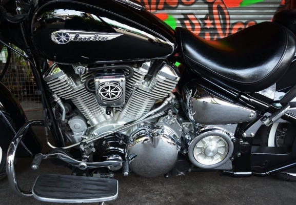 Yamaha Roadstar 1600 cc Yamaha Roadstar 1600 cc