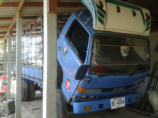 หกล้อISUZU120 คันซีKS เฟืองF หน้าหลัง คันซีสวย เคร่องดี