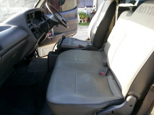 รถตู้ โตโยต้า รถตู้ โตโยต้า