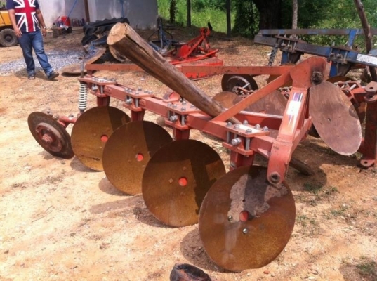 ขายผาน 4x22 เฮฟวี่พลัส ตราช้าง สภาพสวยพร้อมใช้งาน