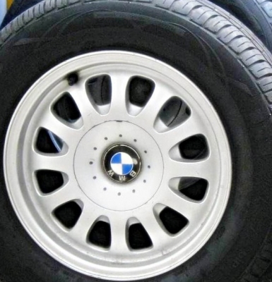 แม็กBMWแท้ๆ ขอบ15- 5รู120 (4วง2,900บ.)ไม่คด ไม่ดุ้ง  สีok