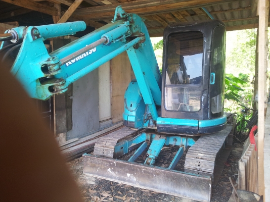 KOMATSU PC55UU-2สวยๆดิมๆพร้อมใข้แอร์เย็นพร้อมทำงานหาเงิน KOMATSU PC55UU-2สวยๆดิมๆพร้อมใข้แอร์เย็นพร้อมทำงานหาเงิน