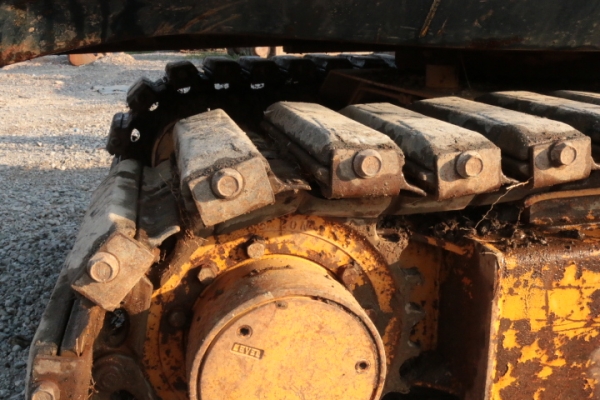 มี VDO Komatsu PC15-2 พร้อมไลใส่หัวกระแทกได้ แทรกเหล็ก เก่านอกนำเข้าญี่ปุน