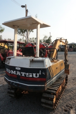 มี VDO Komatsu PC15-2 พร้อมไลใส่หัวกระแทกได้ แทรกเหล็ก เก่านอกนำเข้าญี่ปุน