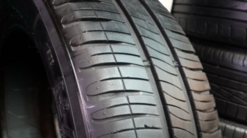 ขายยาง185/60/15 ยางMICHELIN  ENEREY  XM2  ปี 13 (1ชุด )