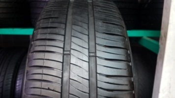 ขายยาง185/60/15 ยางMICHELIN  ENEREY  XM2  ปี 13 (1ชุด )