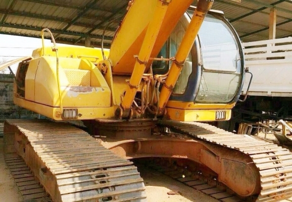 SUMSUNG SE 210 LC-2 รถบอดี้สวยมากครับพี้อมทำงานได้เลย เครื่องยนต์เดิมๆปั๊มเดิมไม่มีเยิ้มแรงดีมากครับทำงานเร็วไม่มีโหลด ภายในเก๋งสะอาดสวย คอนโทรลสั้น ไฟฟ้าหน้าจอเต็ม ภายนอกบูมอาร์มสวยไม่มีปะไม่มีดาม ช่วงล่างเอวแน่นดี เฟลมใหญ่สวยไม่มีผุ โรลเลอร์โซ่ใบแทรกใหญ