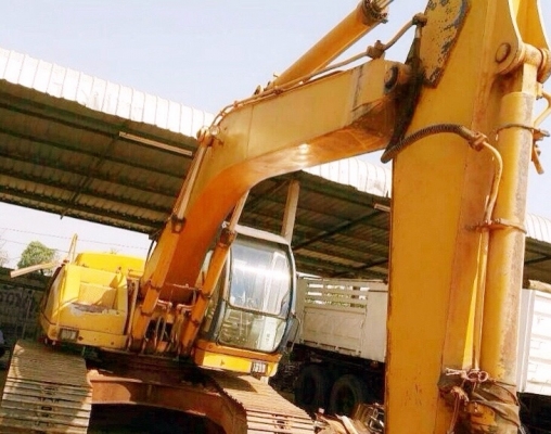 SUMSUNG SE 210 LC-2 รถบอดี้สวยมากครับพี้อมทำงานได้เลย เครื่องยนต์เดิมๆปั๊มเดิมไม่มีเยิ้มแรงดีมากครับทำงานเร็วไม่มีโหลด ภายในเก๋งสะอาดสวย คอนโทรลสั้น ไฟฟ้าหน้าจอเต็ม ภายนอกบูมอาร์มสวยไม่มีปะไม่มีดาม ช่วงล่างเอวแน่นดี เฟลมใหญ่สวยไม่มีผุ โรลเลอร์โซ่ใบแทรกใหญ