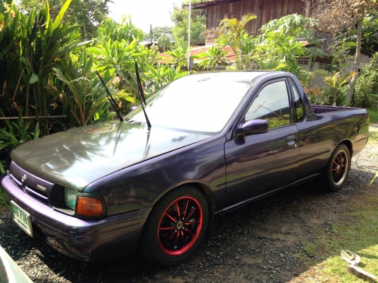 ขายรถเครื่องเสียงแน่นๆกระหึ่มชุดใหญ่ พร้อมใช้สภาพตามรูปทุกอย่าง nv ปี 96 ด่วนๆไม่เคยติดแก็ส  เดิม