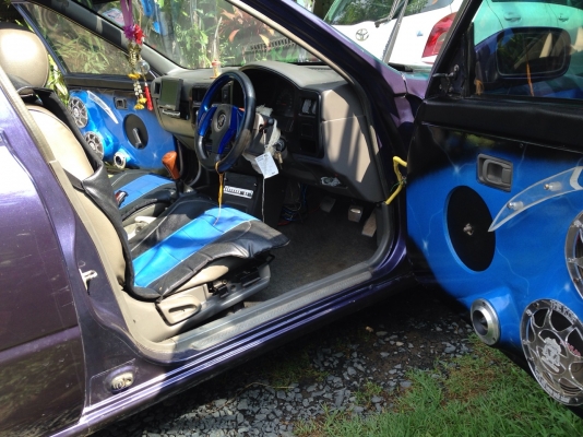 ขายรถเครื่องเสียงแน่นๆกระหึ่มชุดใหญ่ พร้อมใช้สภาพตามรูปทุกอย่าง nv ปี 96 ด่วนๆไม่เคยติดแก็ส  เดิม