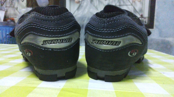 ขายรองเท้าเสือภูเขา Specialized Y.12 95เปอร์เซ็น ขายรองเท้าเสือภูเขา Specialized Y.12 95เปอร์เซ็น