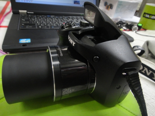 กล้อง Sony H200