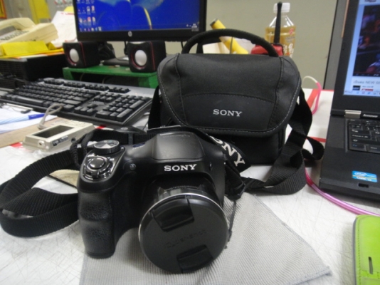 กล้อง Sony H200