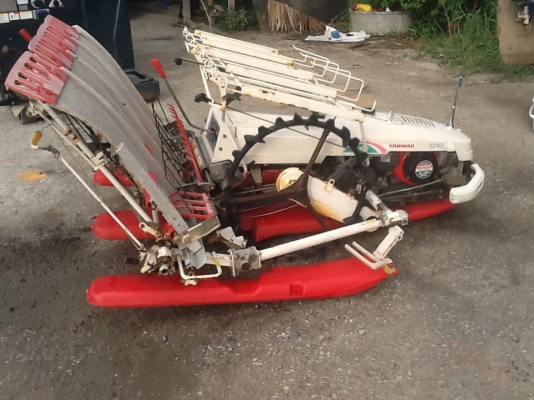 รถดำนาyanmar ap400 สภาพดีพร้อมใช้ ดำสี่แถว เพิ่งเข้าจากญี่ปุ่นครับ